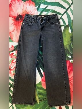 Levi's Women's Straight-Leg Jeans in Washed Black